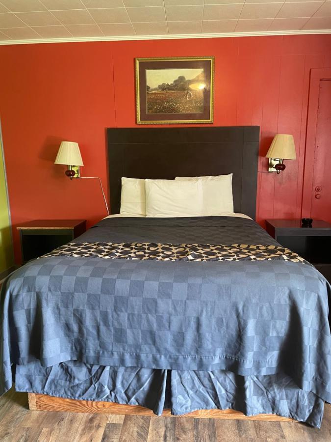 Budget Inn Монровилл Экстерьер фото