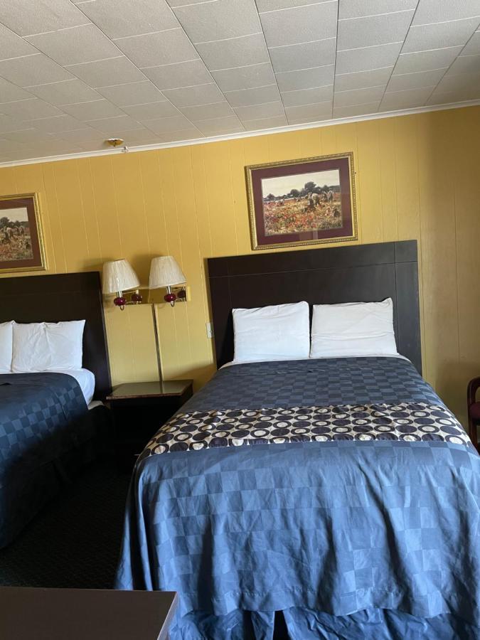 Budget Inn Монровилл Экстерьер фото