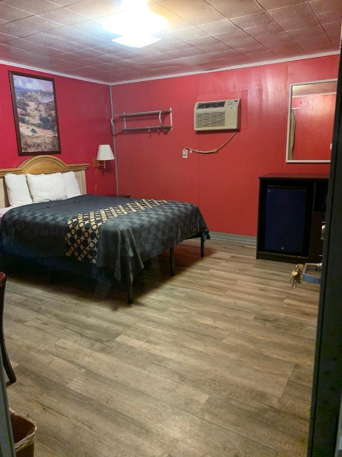 Budget Inn Монровилл Экстерьер фото